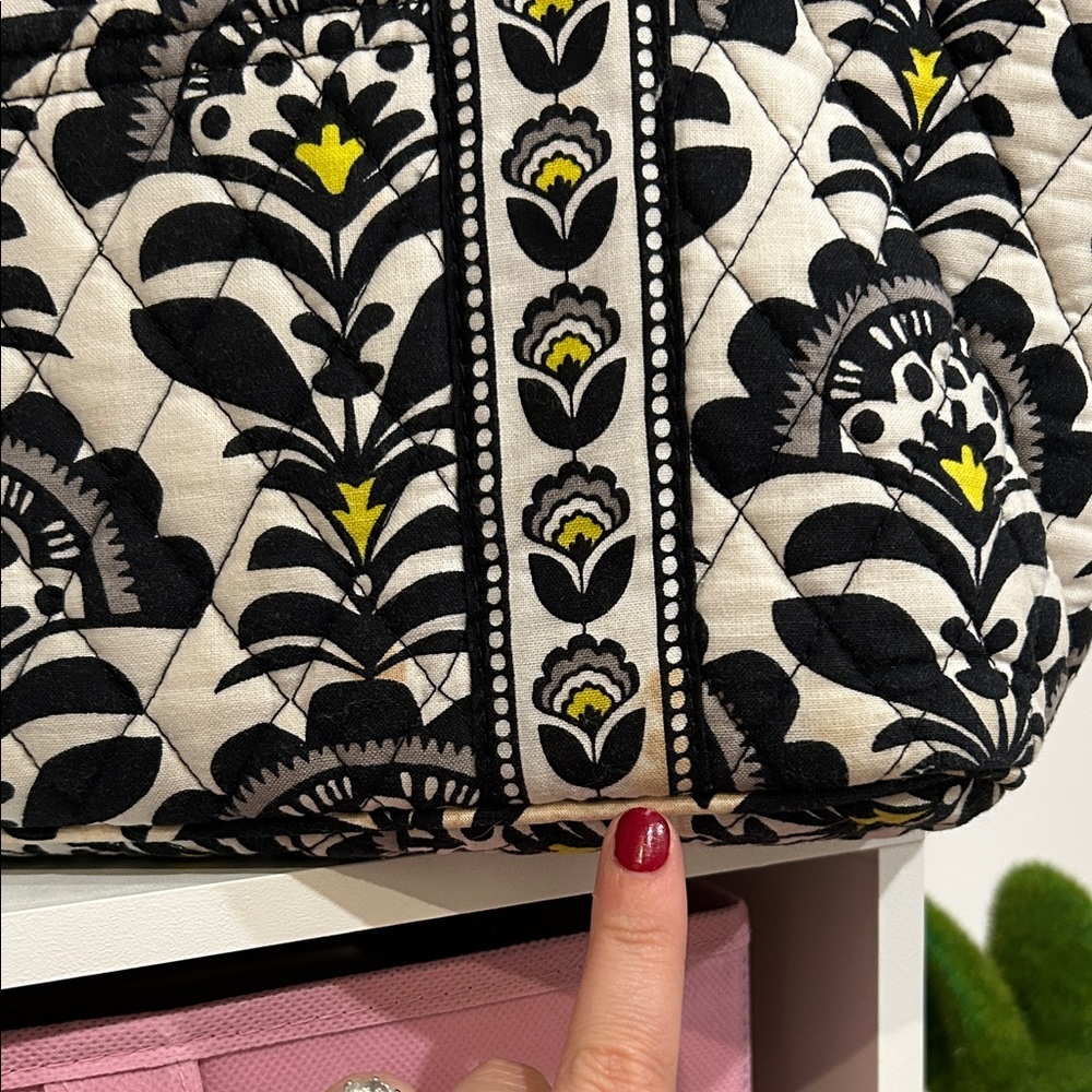 Vera Bradley Black & White Floral Quilted Tote with Yellow Highlights - Picture 7 of 8